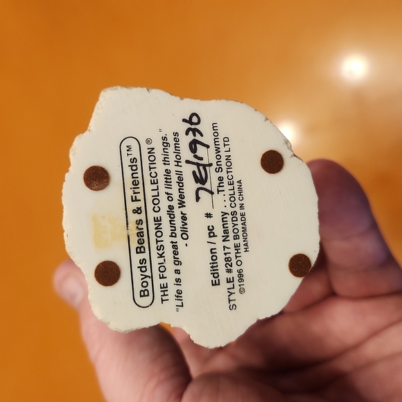 Boyds Bears Snowmom - Picture 2 of 5